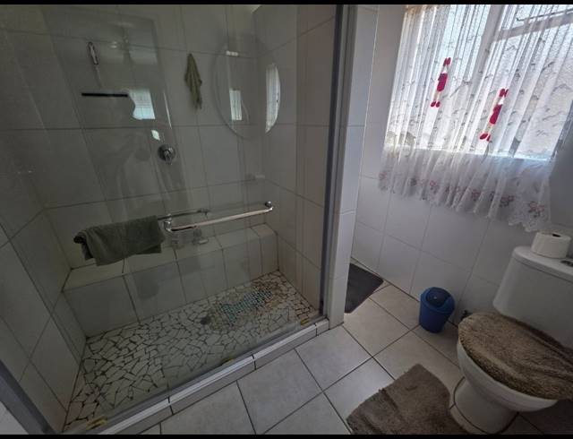 3 BEDROOM HOUSE FOR SALE IN VANDERBIJLPARK CE 5
